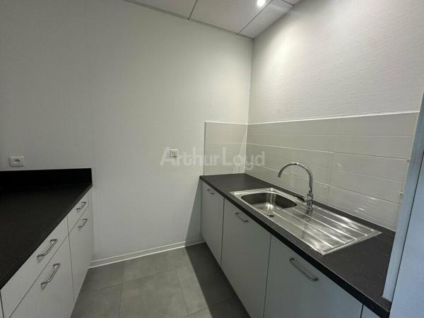 BUREAUX à LOUER de 1043 m²