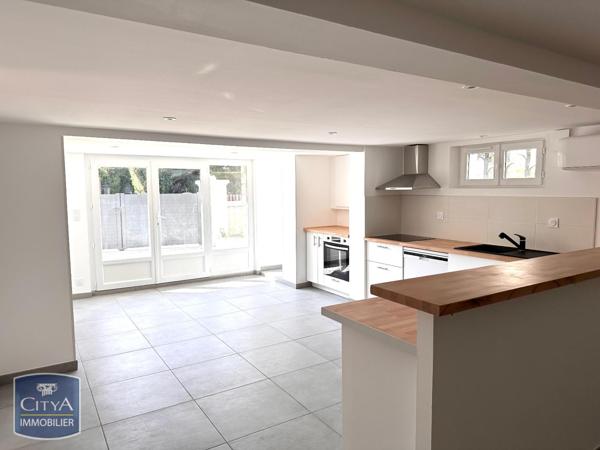 Appartement à louer 4 pièces 77.76m²