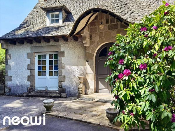 Propriété de CARACTÈRE aux portes d’Aurillac – Un bien RARE et INSPIRANT