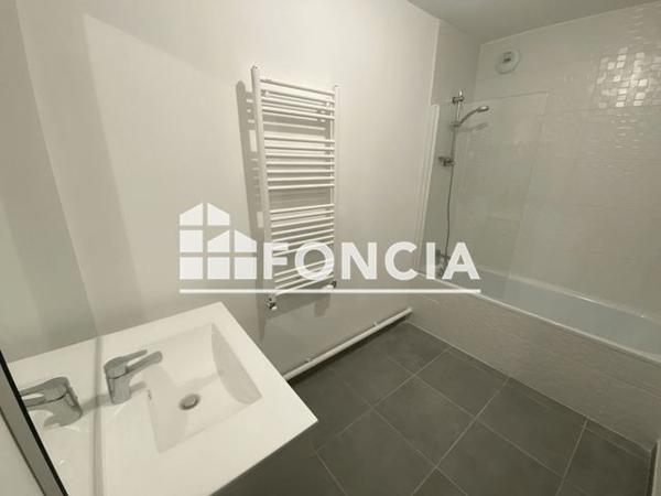 Location Appartement 3 pièces 67.96 m² - 7 RUE PIERRE SEMARD St Martin Le Vinoux 38950