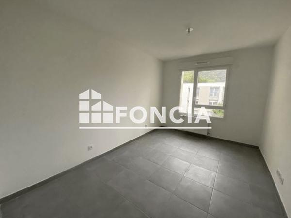 Location Appartement 3 pièces 67.96 m² - 7 RUE PIERRE SEMARD St Martin Le Vinoux 38950