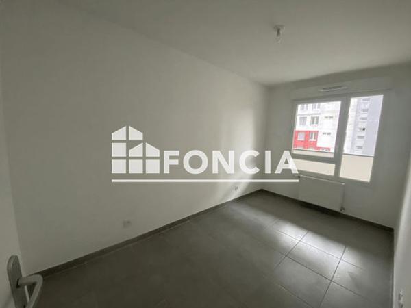 Location Appartement 3 pièces 67.96 m² - 7 RUE PIERRE SEMARD St Martin Le Vinoux 38950