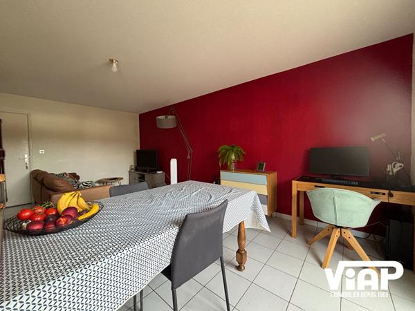 APPARTEMENT T2 AVEC TERRASSE ET PARKING - LIMOGES , Limoges