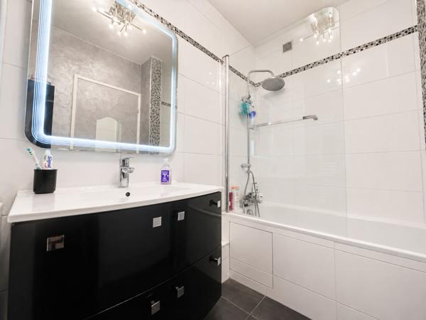 Appartement Ozoir La Ferriere 3 pièce(s) 64.9 m2