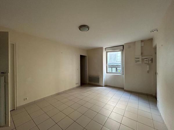 JARDIN DES PLANTES T2,  
Nantes 44000