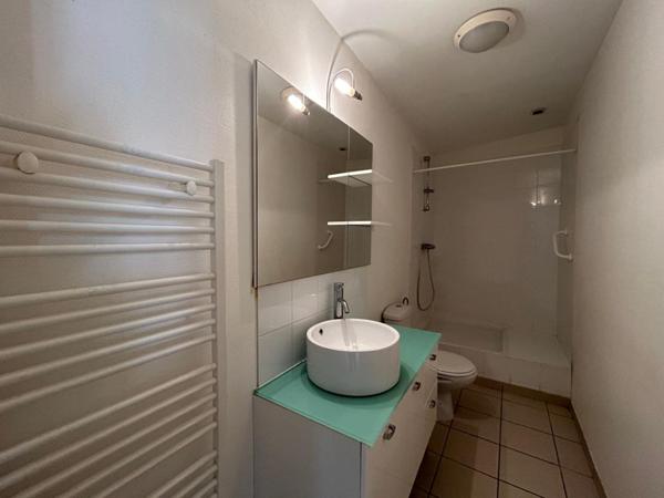 JARDIN DES PLANTES T2,  
Nantes 44000