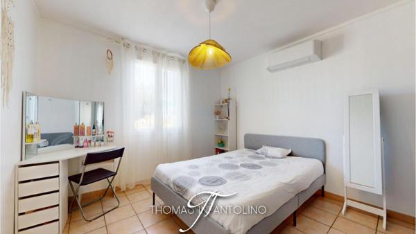 EN EXCLUSIVITE - PLAIN PIED - 4 CHAMBRES - PISCINE