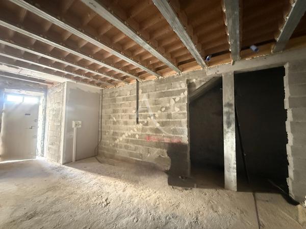 APPARTEMENT A AMÉNAGER DE 68M2 FORT POTENTIEL