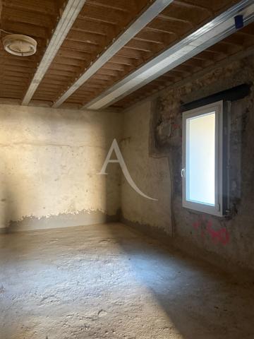 APPARTEMENT A AMÉNAGER DE 68M2 FORT POTENTIEL