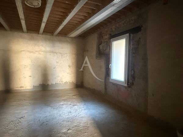 APPARTEMENT A AMÉNAGER DE 68M2 FORT POTENTIEL