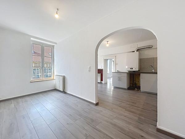 APPARTEMENT TRIPLEX F6 - 3 CHAMBRES, GARAGE, JARDIN - JOUY-AUX-ARCHES