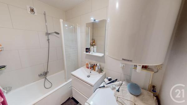 Appartement F3 à vendre  4 pièces - 63 m2 MAICHE - 25