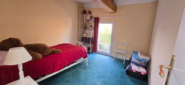 DREUX : Superbe Longère rénovée de 250m² sur parc de 1860m² avec piscine