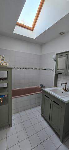 DREUX : Superbe Longère rénovée de 250m² sur parc de 1860m² avec piscine