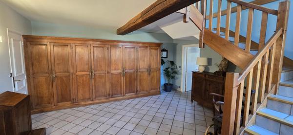 DREUX : Superbe Longère rénovée de 250m² sur parc de 1860m² avec piscine