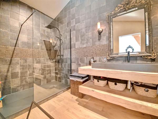 Maison COUP DE COEUR - Le Loroux Bottereau - 5 pièce(s) - 130m²