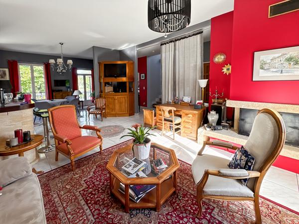 Maison Jouy Le Moutier 7 pièce(s) 171 m2