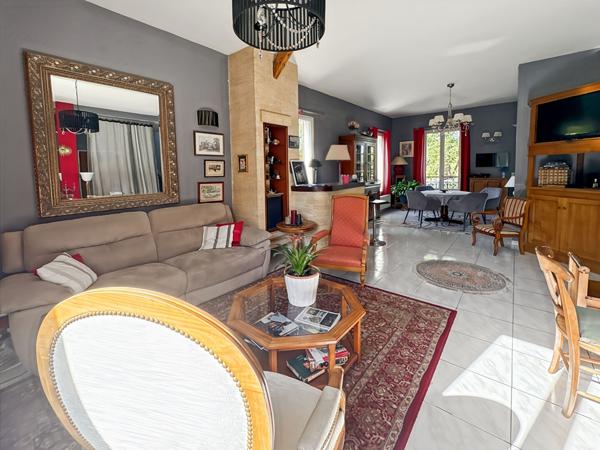 Maison Jouy Le Moutier 7 pièce(s) 171 m2