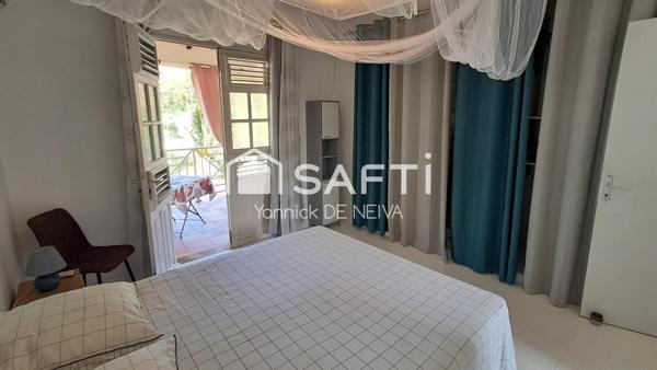 Villa très lumineuse avec vue mer