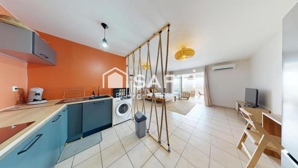 Studio vue mer avec terrasse, parking, cave