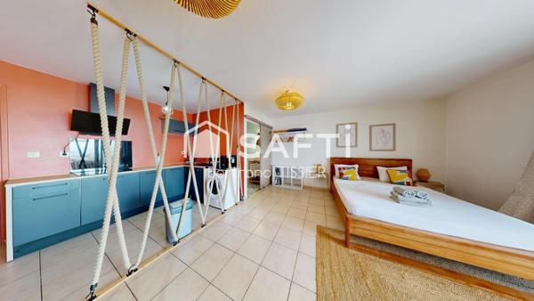 Studio vue mer avec terrasse, parking, cave