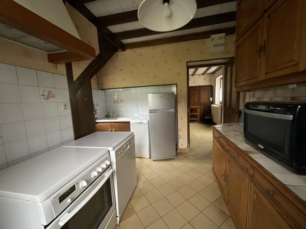 Saint-Sorlin-de-Morestel (38510) En vente à Saint-Sorlin-De-Morestel : Maison avec 4 chambres sur 709 m² de terrain