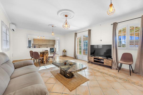 Les Arcs (83460) LES ARCS sur ARGENS Villa individuelle 4 pièces de 115 m², sur terrain plat de 620 m²