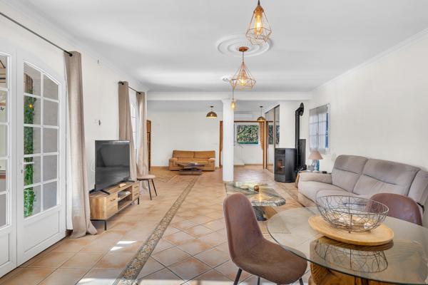 Les Arcs (83460) LES ARCS sur ARGENS Villa individuelle 4 pièces de 115 m², sur terrain plat de 620 m²