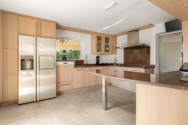 Vente Maison provençale de luxe Biot 6 Pièces 180 m²