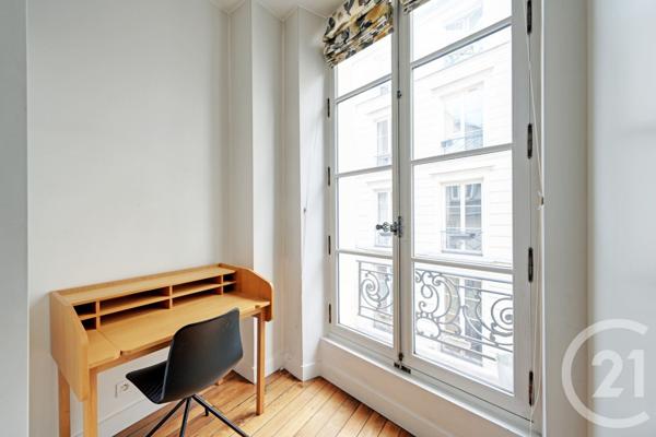 Appartement F2 à vendre  2 pièces - 30 m2 PARIS - 75001