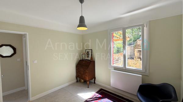 PAVILLON DE PLAIN PIED RENOVE 64M² HAB, JARDIN, TERRASSE, GARAGE, CAVE, ATELIER, PROCHE COMMODITES