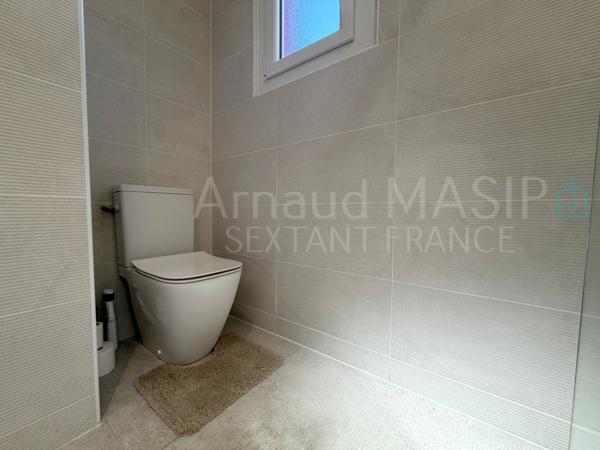 PAVILLON DE PLAIN PIED RENOVE 64M² HAB, JARDIN, TERRASSE, GARAGE, CAVE, ATELIER, PROCHE COMMODITES