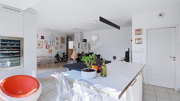 NANTES - SAINT-PASQUIER / Appartement 3 pièces 84m² deux chambres, jardin privatif, stationnement sécurisé