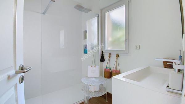 NANTES - SAINT-PASQUIER / Appartement 3 pièces 84m² deux chambres, jardin privatif, stationnement sécurisé