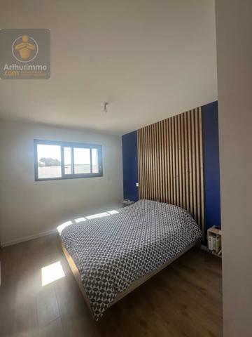 Vente                                                      Maison
                        
                     5 pièces                      116 m2                     à Notre-Dame-de-Riez