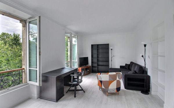 Appartement à vendre    2 pièces • 56,19 m2 Paris 14