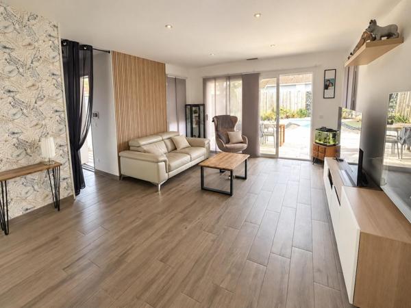 Maison contemporaine avec piscine à Pomarez