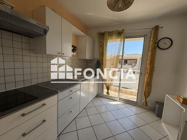 Location Appartement 2 pièces 52.5 m² - Garons 30128