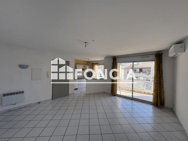 Location Appartement 2 pièces 52.5 m² - Garons 30128