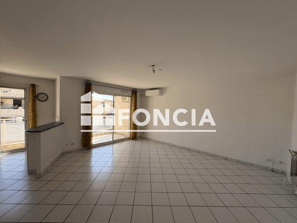 Location Appartement 2 pièces 52.5 m² - Garons 30128