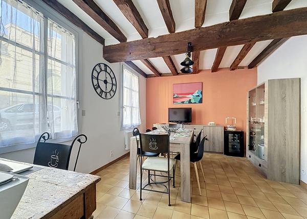Maison de charme dans le centre de Baugé