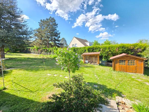 Maison familiale 3 chambres avec piscine, sous-sol et grand terrain - Secteur calme proche Meaux