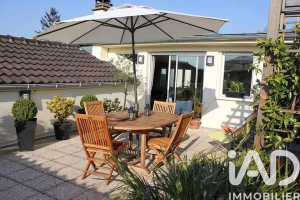 Location appartement 5 pièces 131 m² Clamart