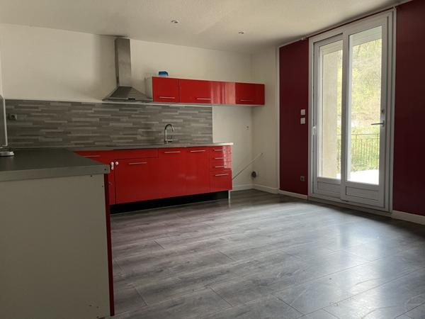 Immeuble à vendre |  Aubin |  7 pièces | 168 m²