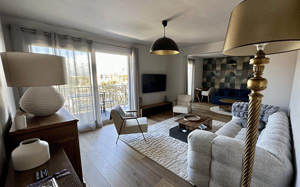 Bordeaux Caudéran, calme et résidentiel, très bel appartement de 76 m2 + terrasse 22 m2 au 5 ème étage d’une RSD de Standing