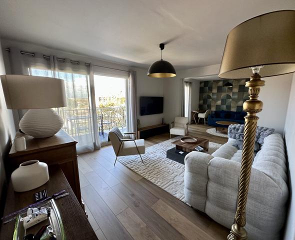Bordeaux Caudéran, calme et résidentiel, très bel appartement de 76 m2 + terrasse 22 m2 au 5 ème étage d’une RSD de Standing