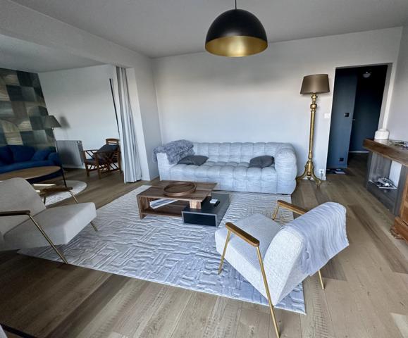 Bordeaux Caudéran, calme et résidentiel, très bel appartement de 76 m2 + terrasse 22 m2 au 5 ème étage d’une RSD de Standing