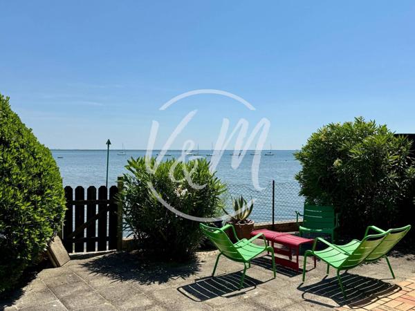 EXCLUSIVITE! VILLA VUE BASSIN A VENDRE TAUSSAT- Villa première ligne avec vue panoramique sur le Bassin à Taussat rénovée avec piscine chauffée et dépendance indépendante LANTON Taussat