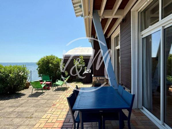 EXCLUSIVITE! VILLA VUE BASSIN A VENDRE TAUSSAT- Villa première ligne avec vue panoramique sur le Bassin à Taussat rénovée avec piscine chauffée et dépendance indépendante LANTON Taussat