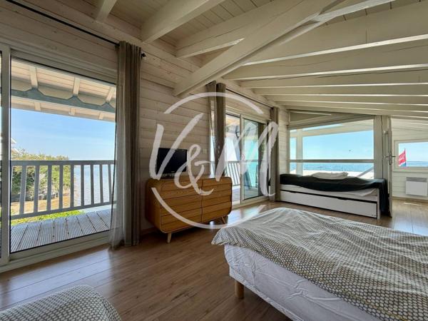 EXCLUSIVITE! VILLA VUE BASSIN A VENDRE TAUSSAT- Villa première ligne avec vue panoramique sur le Bassin à Taussat rénovée avec piscine chauffée et dépendance indépendante LANTON Taussat